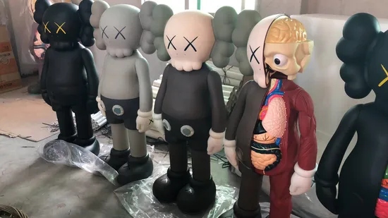 Home Decor Famous Design Customized Size Indoor Kaws Figure 4FT Kaw Statue